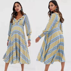 NWT Queen Bee Ruffle Plunge Front Midi Chain Print Maternity Dress Size 12